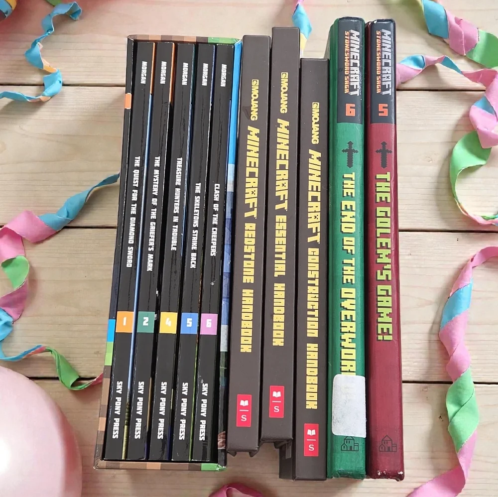 Huge 10 mosty new Minecraft lot of bestseller books gamers heaven! Lot